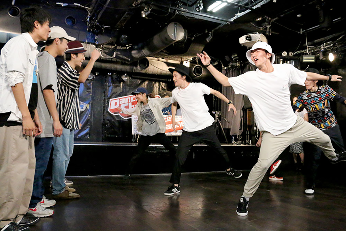 DANCE BATTLE TV PROUD