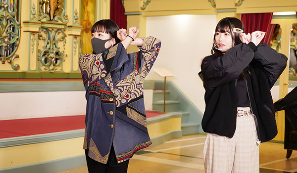 AKB48 踊る女子旅