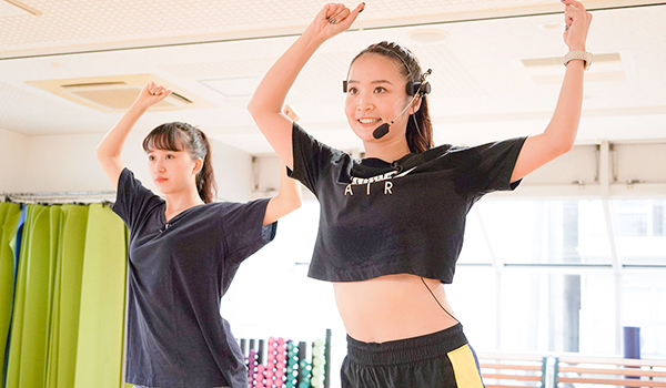 美しすぎる女子大生ダンサーと目指せ理想のカラダ！美ボディダンスエアロ