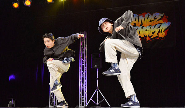 DANCE ATTACK!!