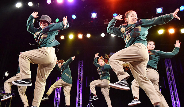 DANCE ATTACK!!