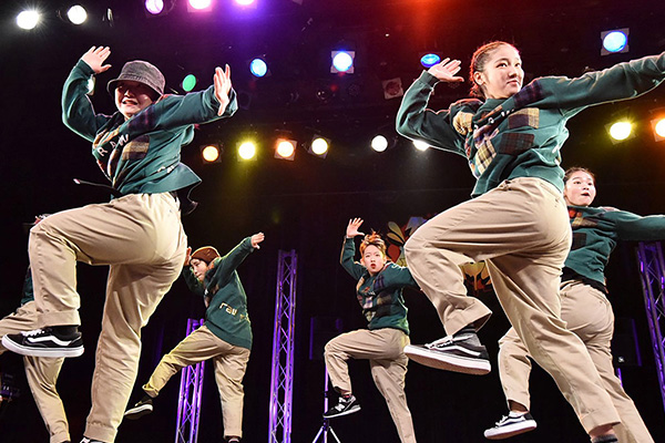 DANCE ATTACK!!