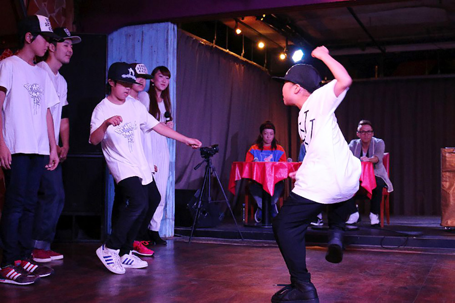 DANCE BATTLE TV PROUD