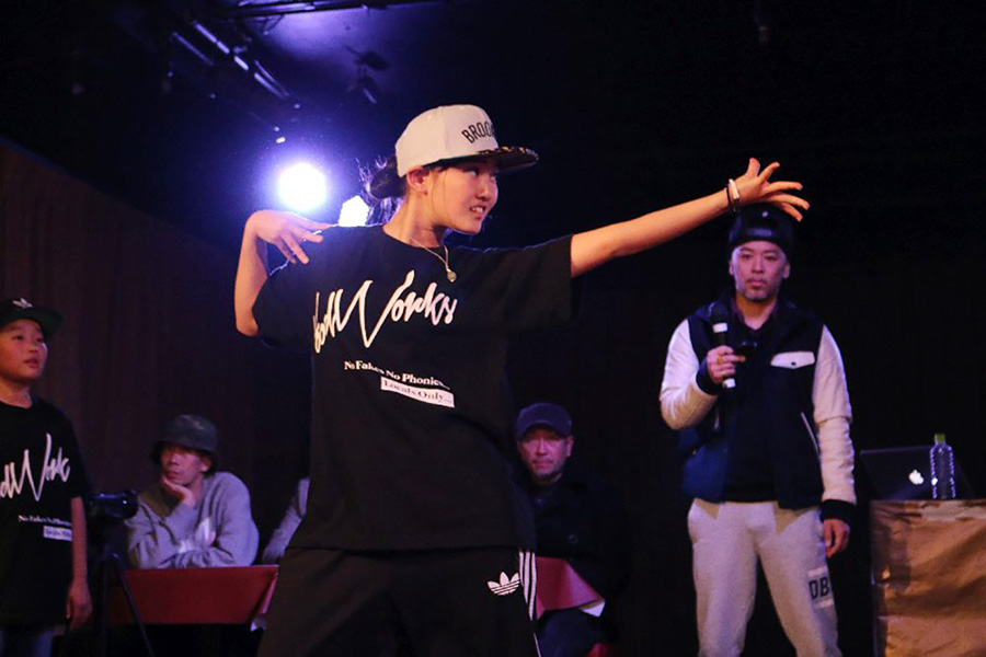 DANCE BATTLE TV PROUD