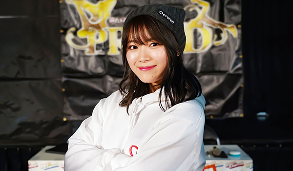 山内鈴蘭 やまうち すずらん