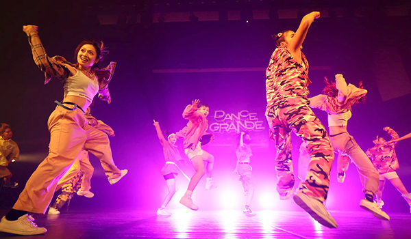 DANCE GRANDE