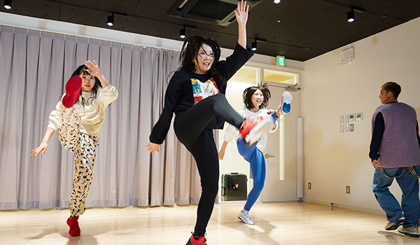 Dancechannel ダンスチャンネル 日本初のダンス専門テレビ局 Ske48ガチでアレ 始めちゃいました 涙の1年間ダンス修行