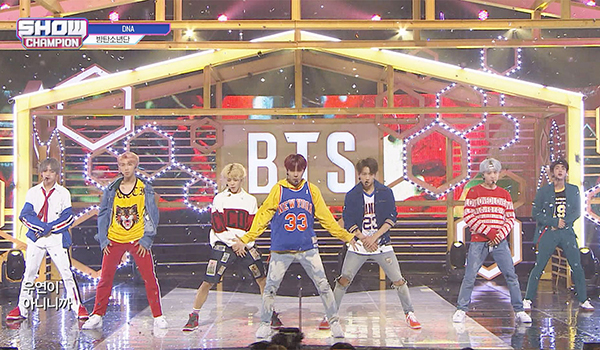 SHOW CHAMPION