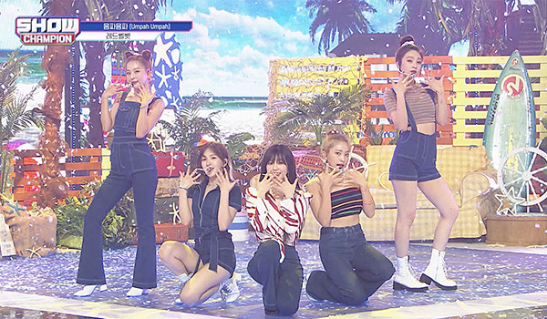 SHOW CHAMPION
