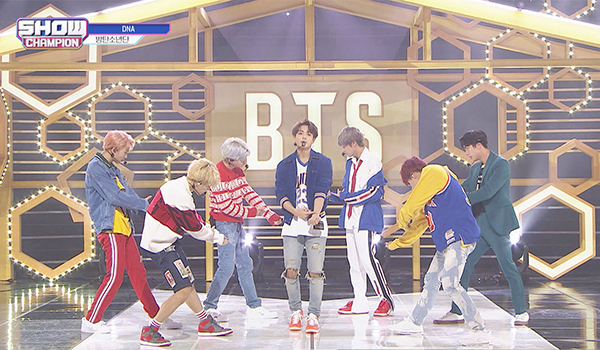 SHOW CHAMPION