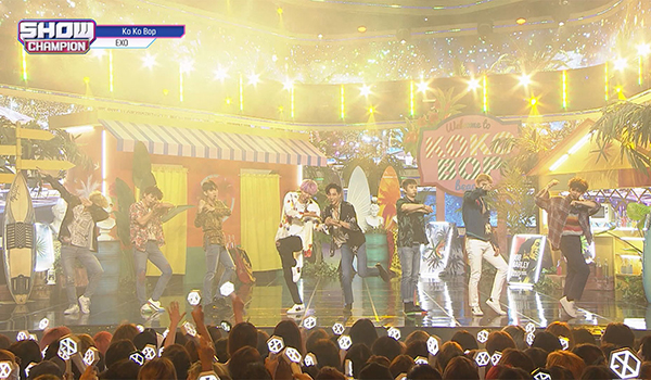 SHOW CHAMPION