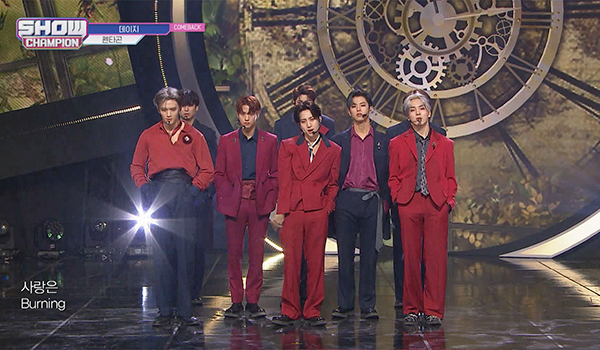 SHOW CHAMPION