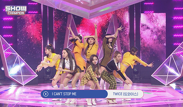 SHOW CHAMPION