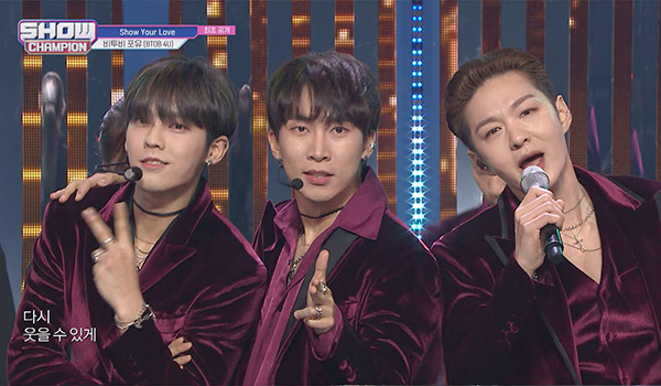 SHOW CHAMPION