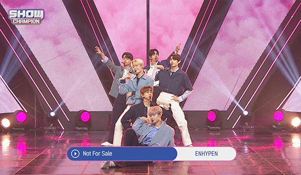 SHOW CHAMPION