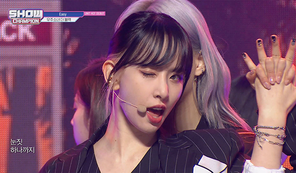 SHOW CHAMPION