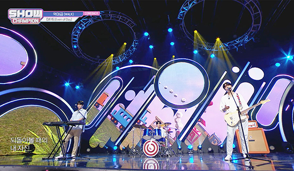 SHOW CHAMPION