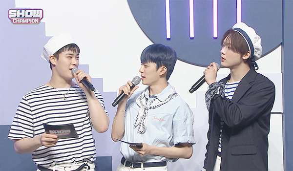 SHOW CHAMPION