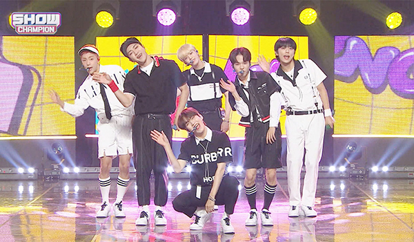 SHOW CHAMPION