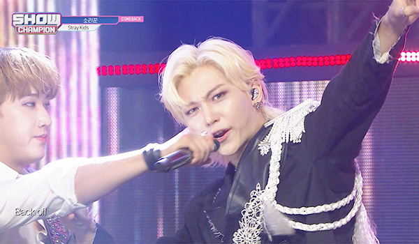 SHOW CHAMPION