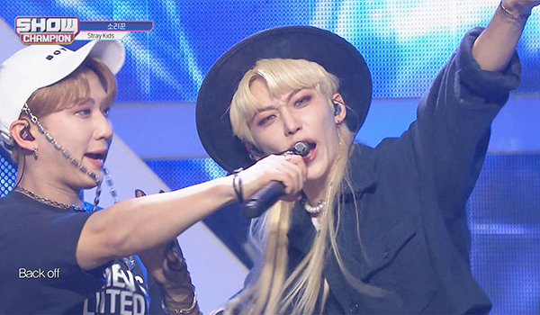 SHOW CHAMPION
