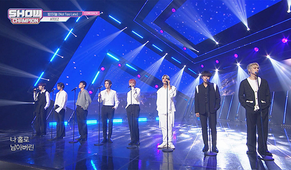 SHOW CHAMPION