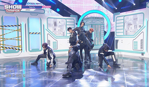 SHOW CHAMPION