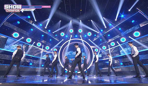 SHOW CHAMPION