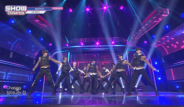 SHOW CHAMPION