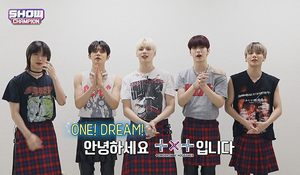 SHOW CHAMPION