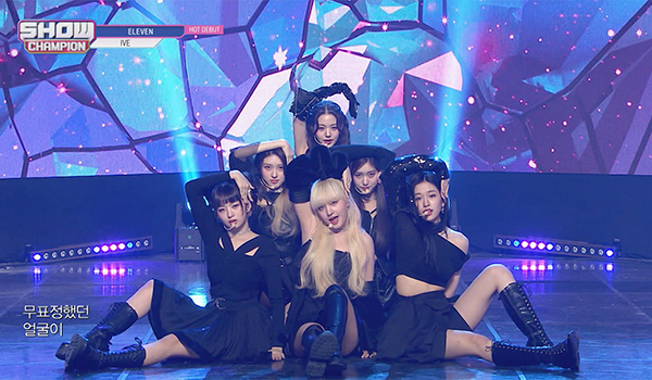 SHOW CHAMPION