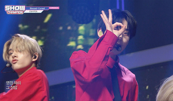 SHOW CHAMPION