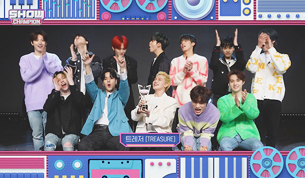 SHOW CHAMPION