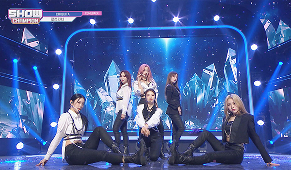 SHOW CHAMPION