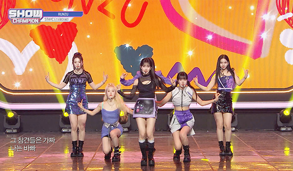 SHOW CHAMPION