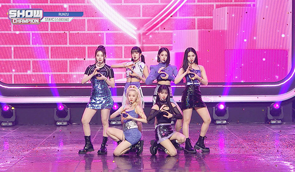 SHOW CHAMPION