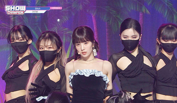 SHOW CHAMPION