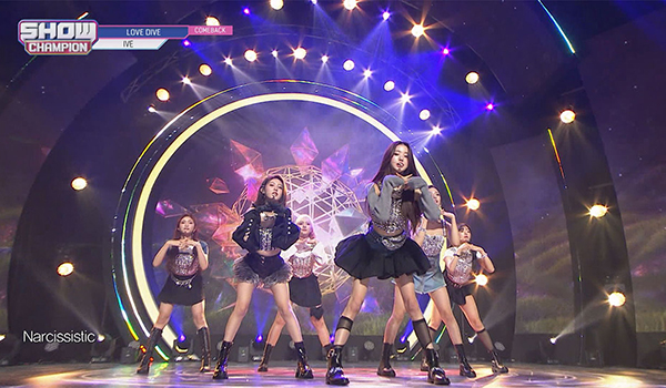 SHOW CHAMPION