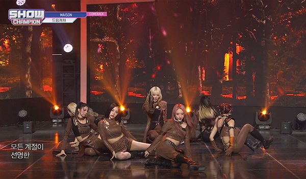SHOW CHAMPION