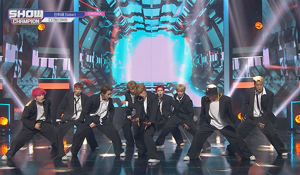 SHOW CHAMPION