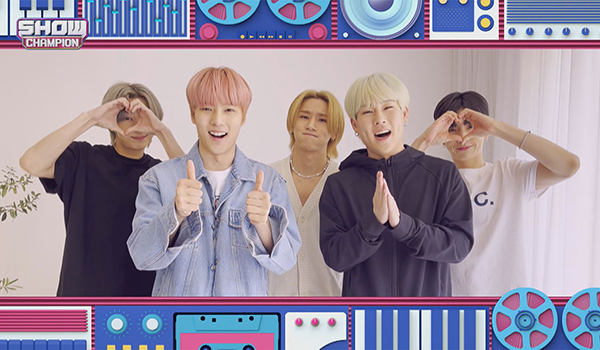 SHOW CHAMPION