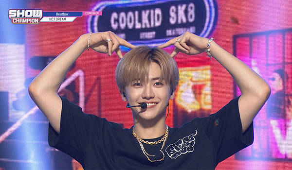 SHOW CHAMPION