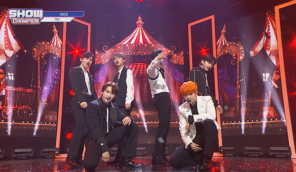SHOW CHAMPION