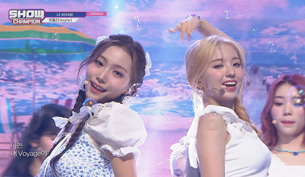 SHOW CHAMPION