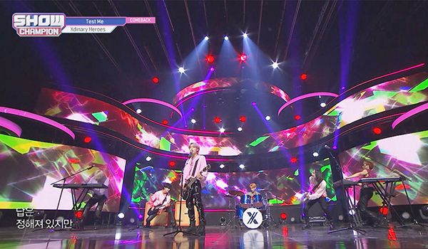 SHOW CHAMPION