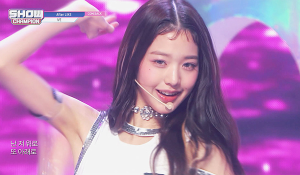 SHOW CHAMPION