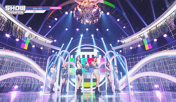 SHOW CHAMPION